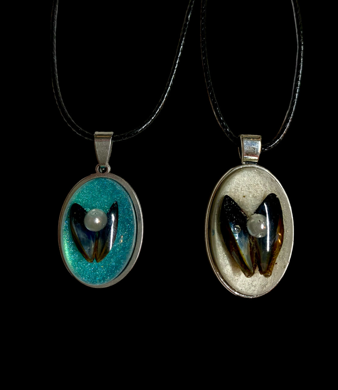 Mussel shell pendant.