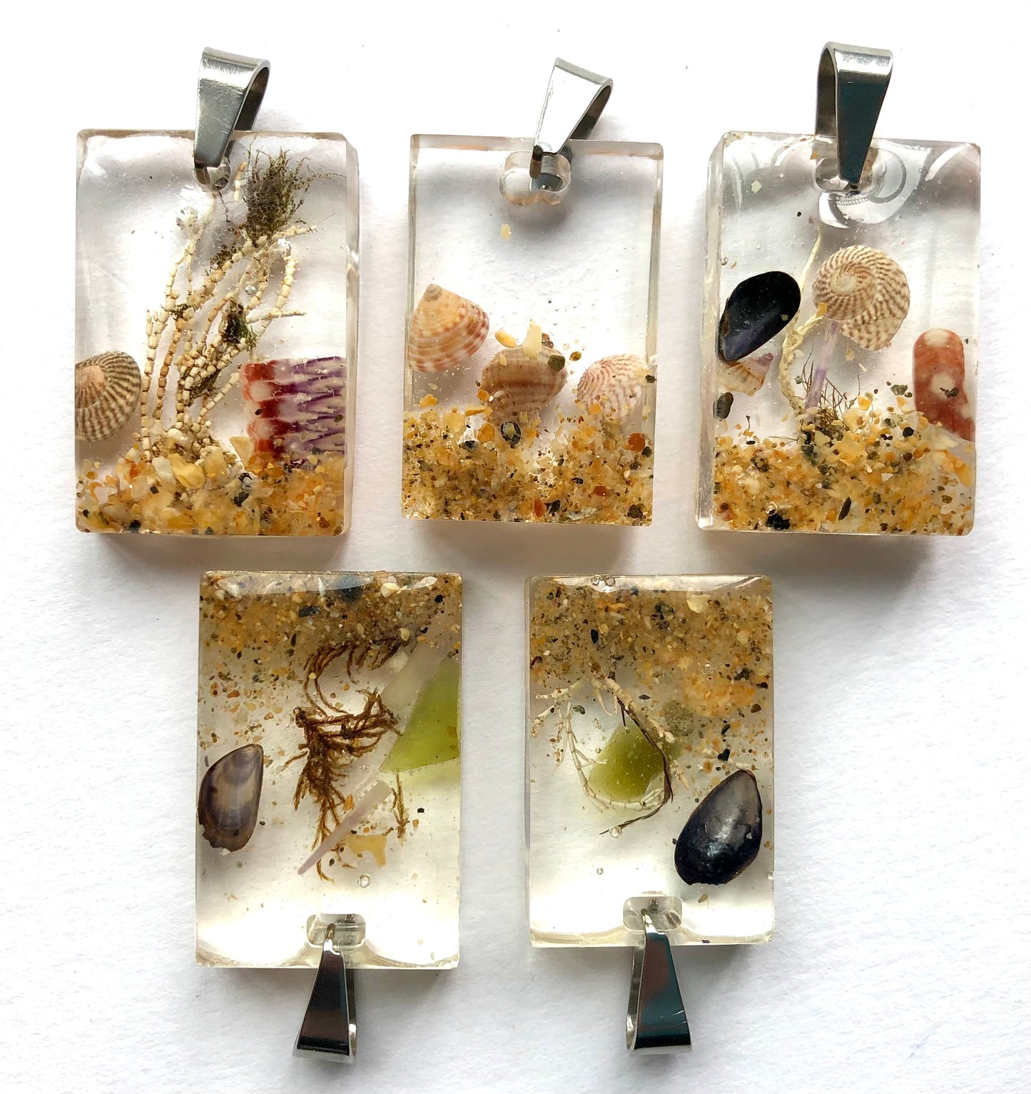 Beach Pendant Shetland TV Collection | Clear