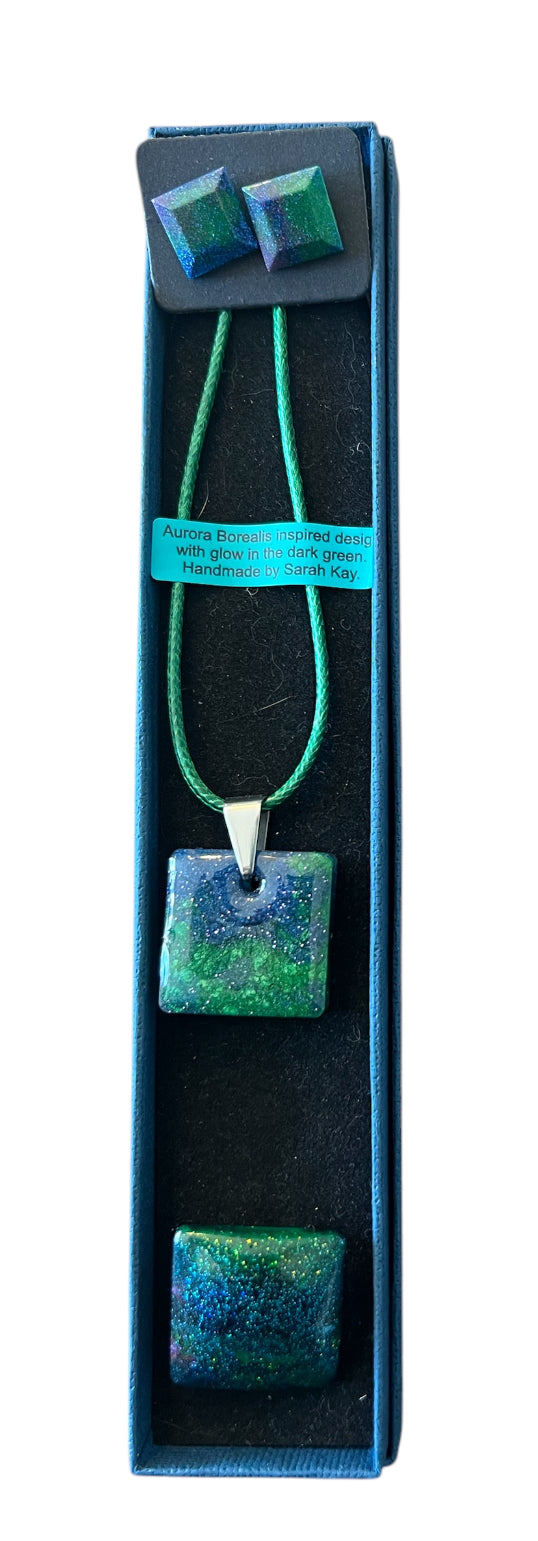Aurora Borealis Resin Jewellery Set | Earrings, Brooch, Pendant
