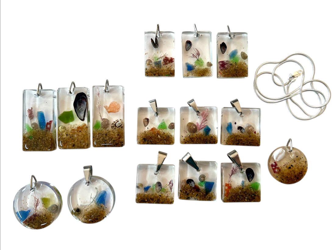 Beach Pendant Shetland TV Collection | Clear