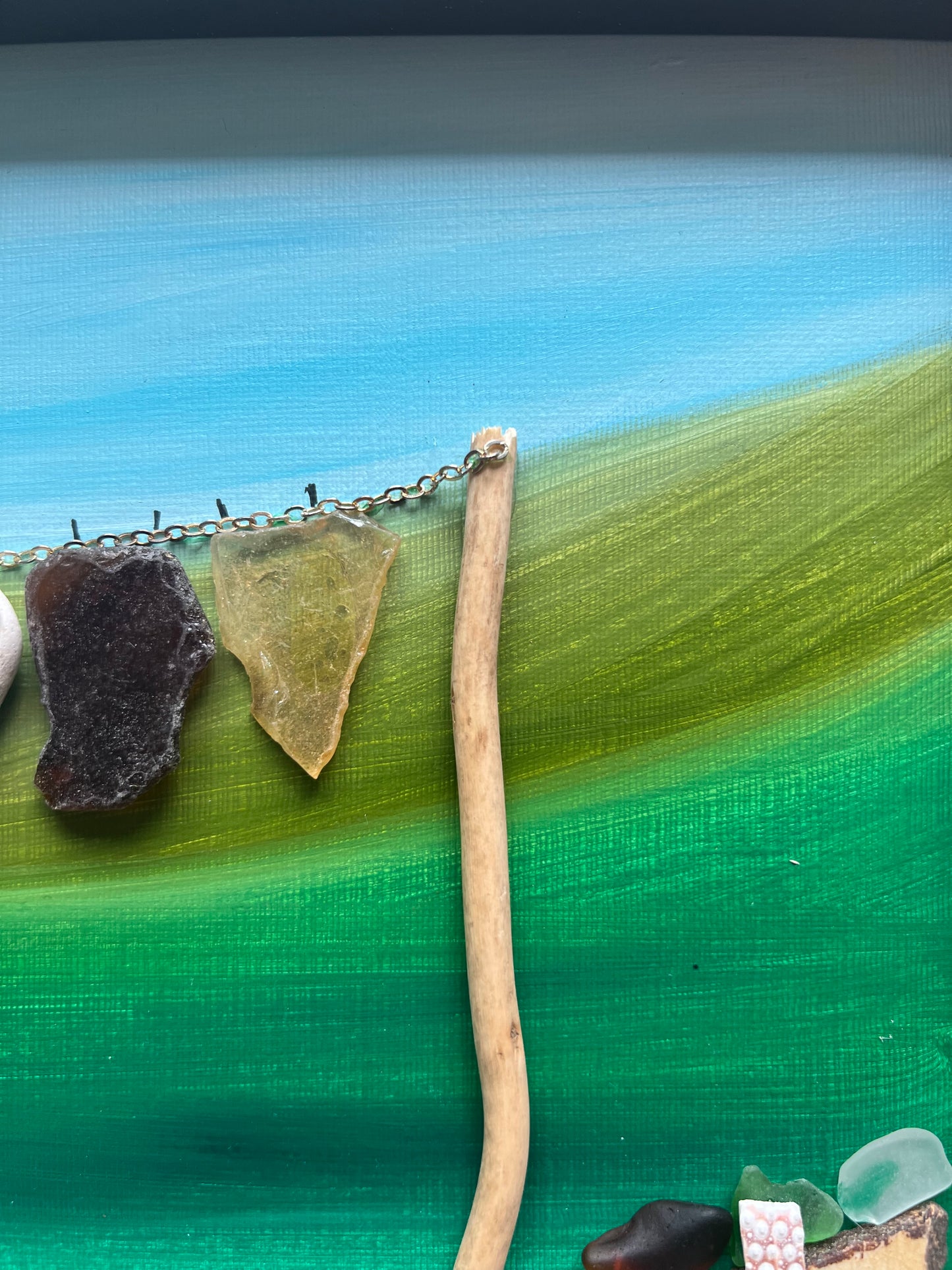 Island Treasure Washing on the Line Artwork