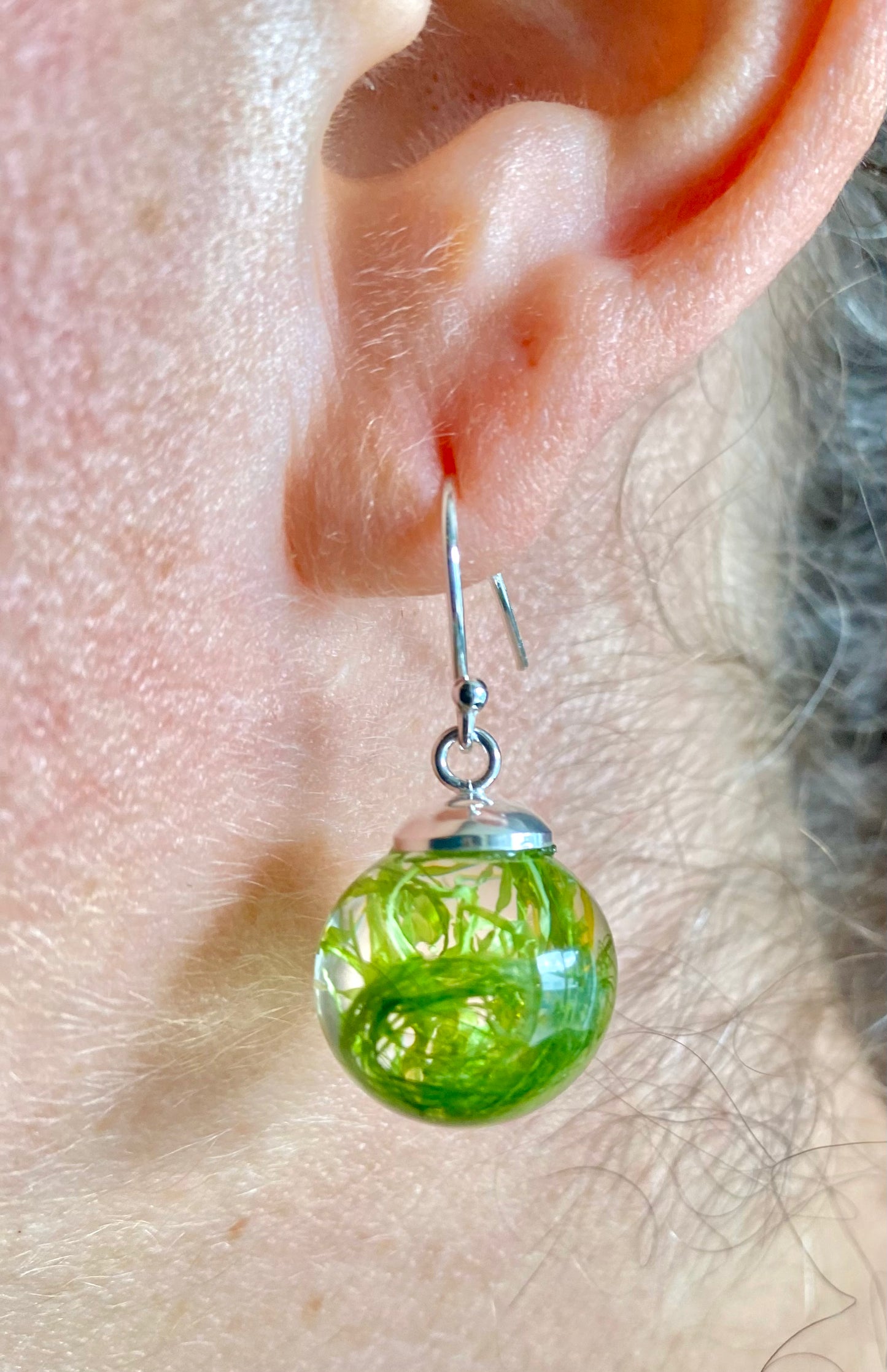 Shetland Seaweed Drop Earrings | Green