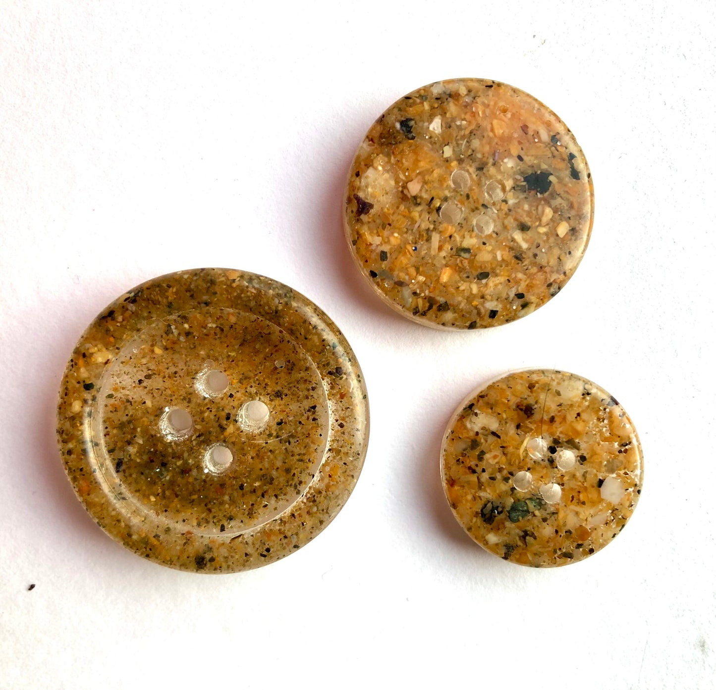 Bains Beach Sand Resin Buttons
