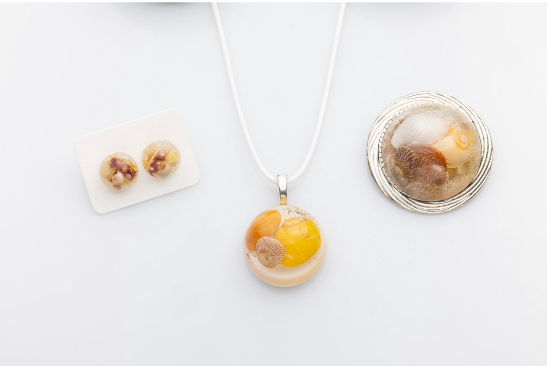 Beachcombers Bliss Resin Jewellery Set | Shimmering White