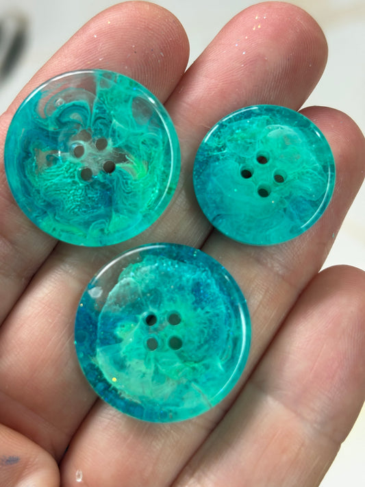 Underwater inspired buttons