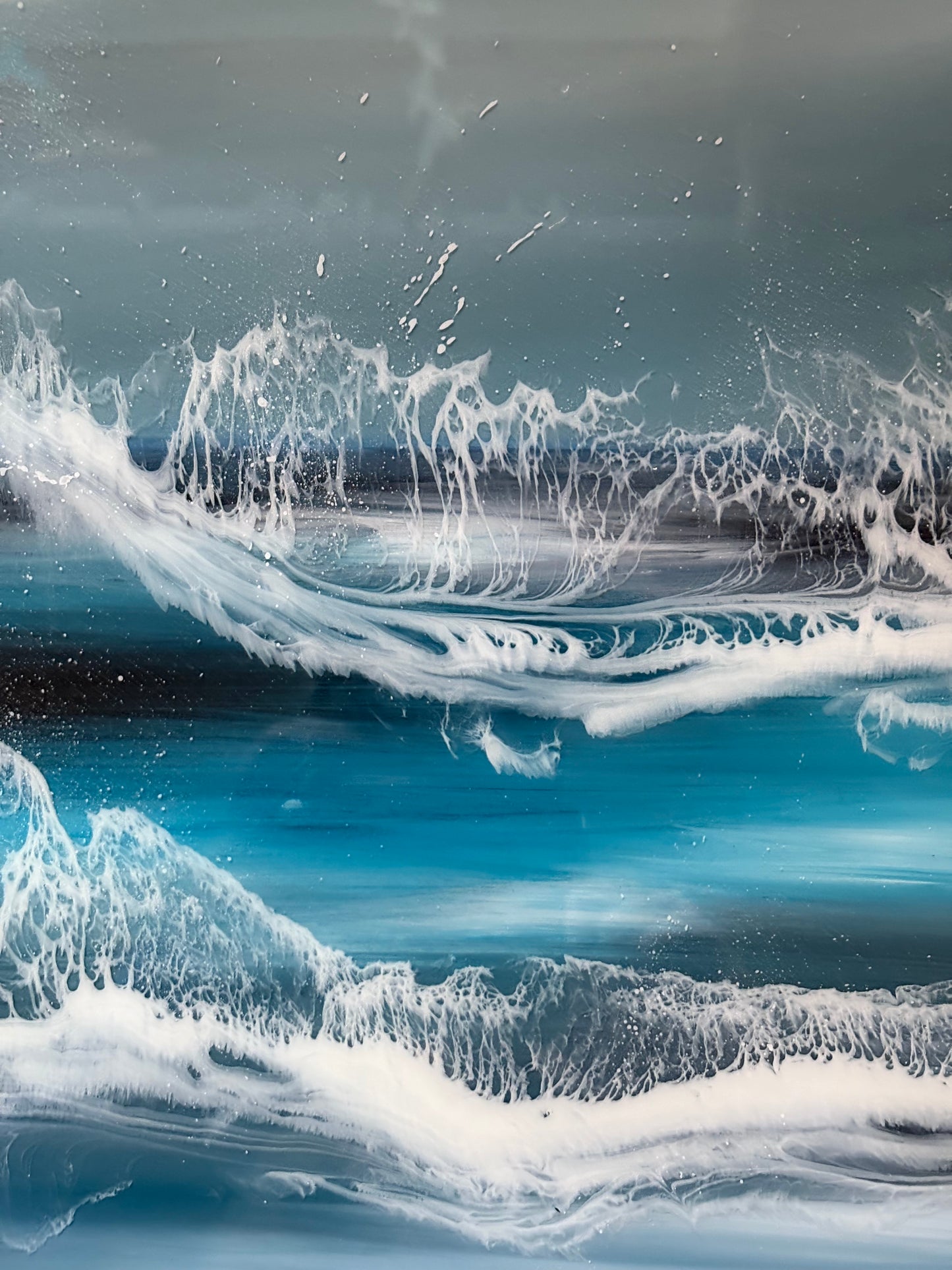 ‘Breaking lines’ Resin Art  | square