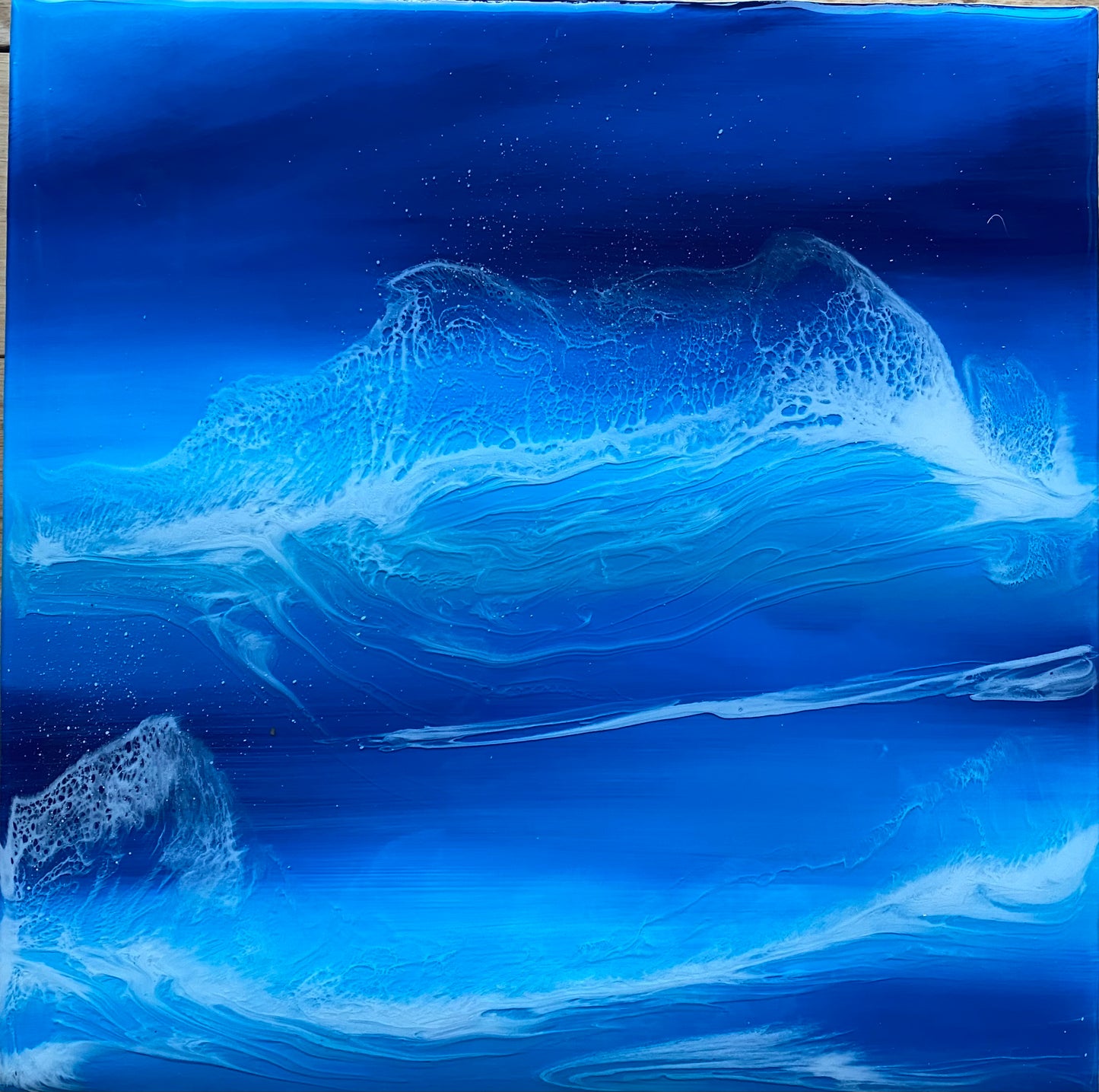 Abstract Resin waves | Square