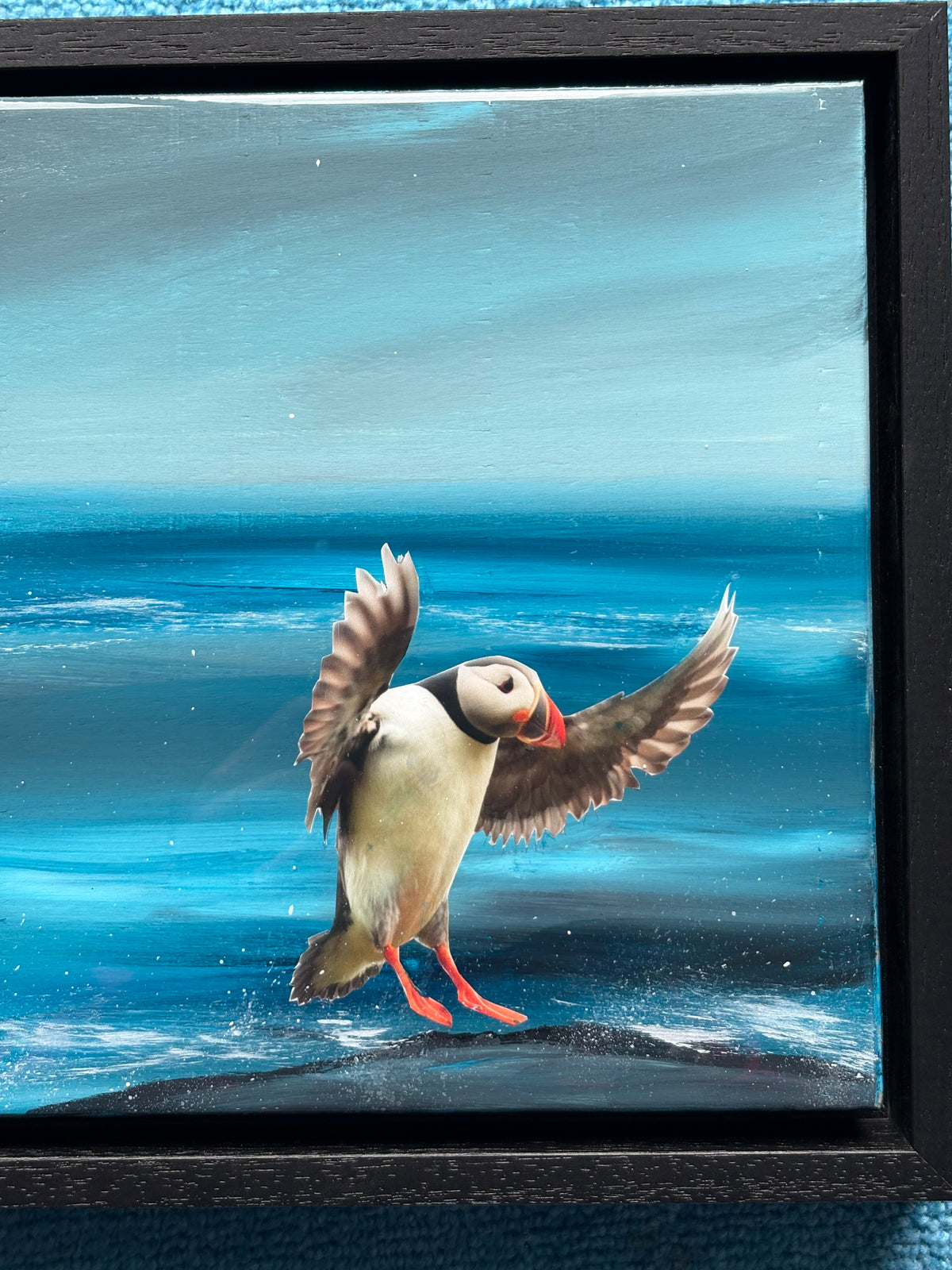 Coming in to land | framed 24cm