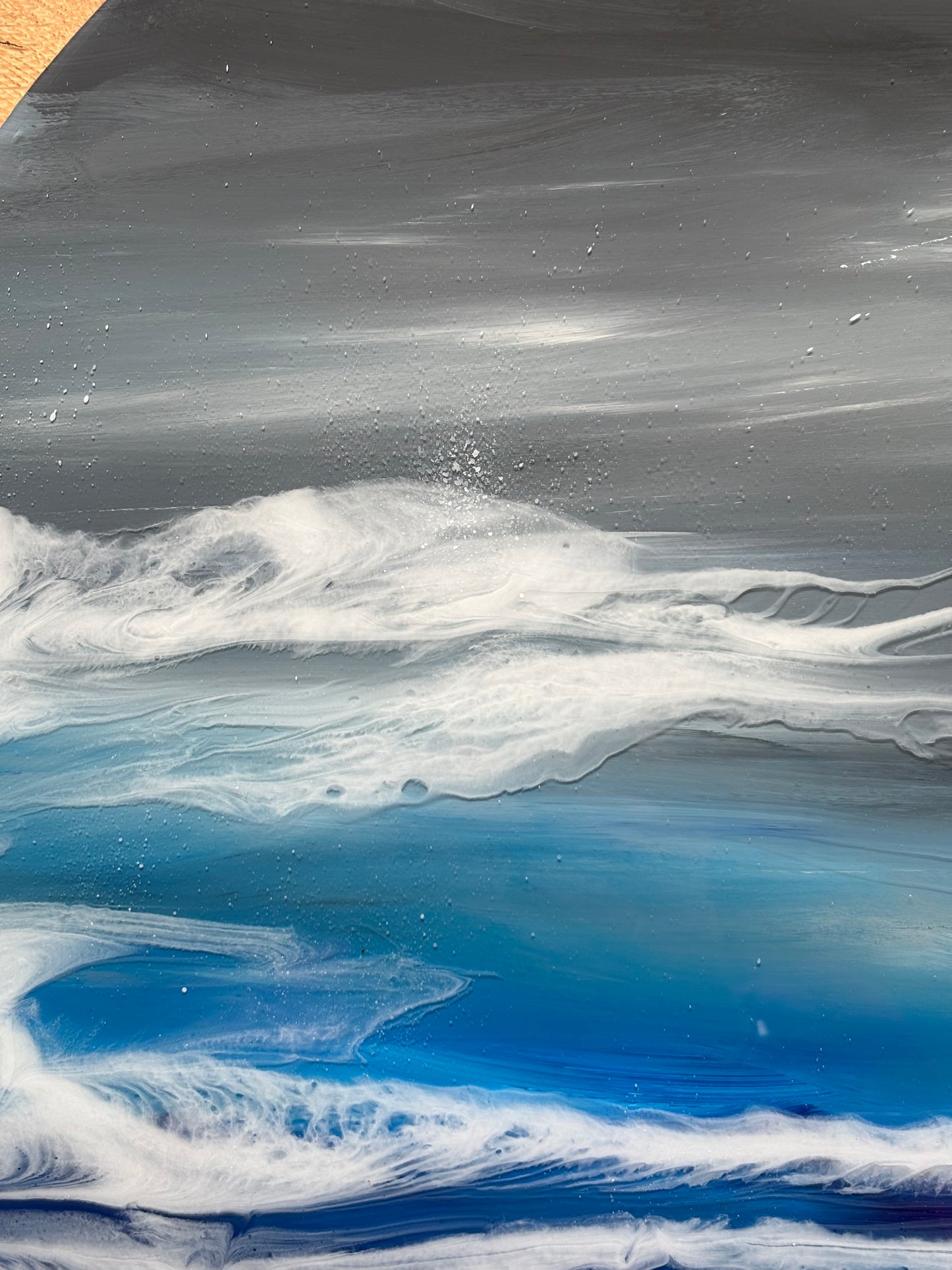 Beneath the storms wing | 50 cm